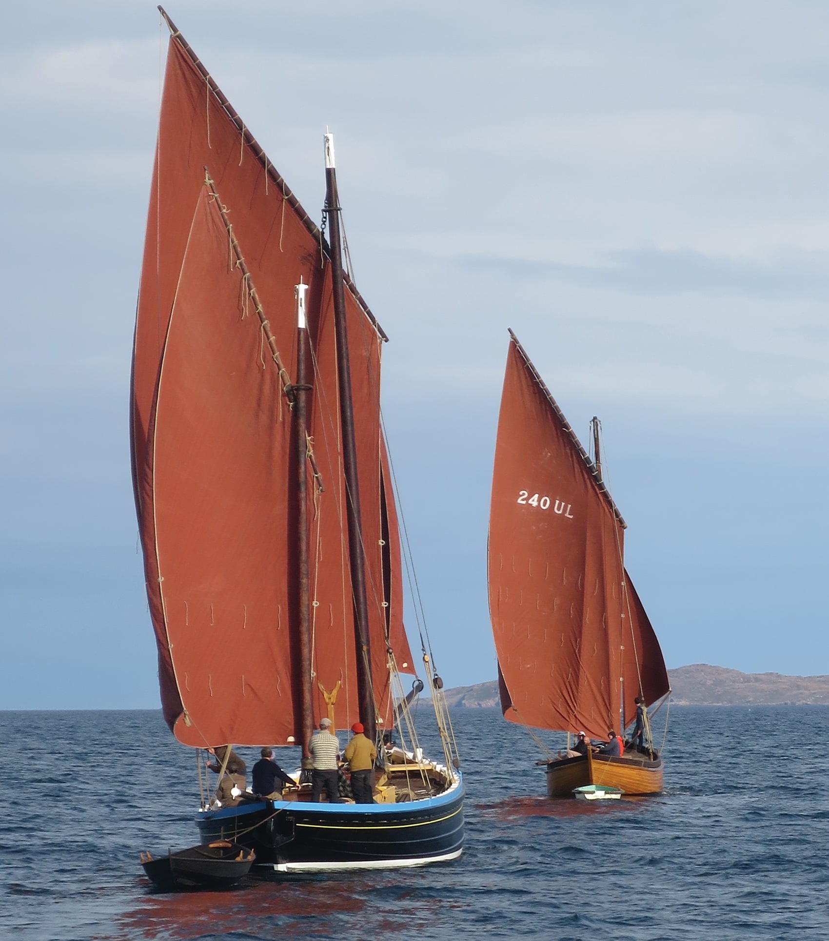 The Zulu ST. VINCENT and the Lochfyne skiff CLAN GORDON.